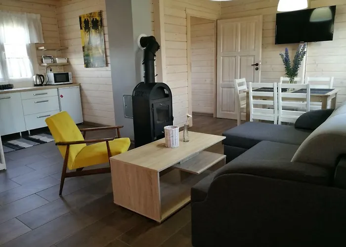 Деревянный коттедж Biale Domki *